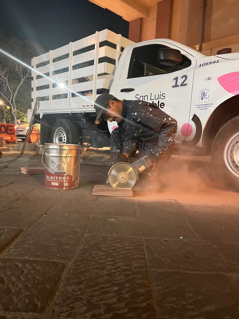 Mantenimiento nocturno en el Centro Histórico mejora vialidades y&nbsp;seguridad