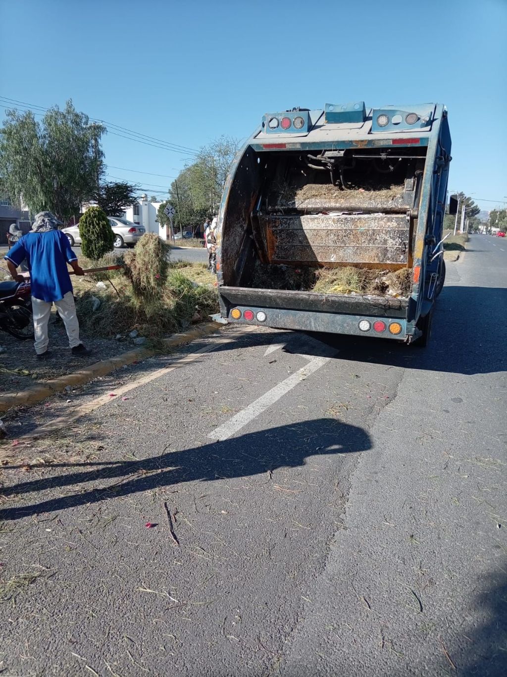 Gobierno de la Capital limpia y mejora las condiciones de la Avenida Hernán&nbsp;Cortés