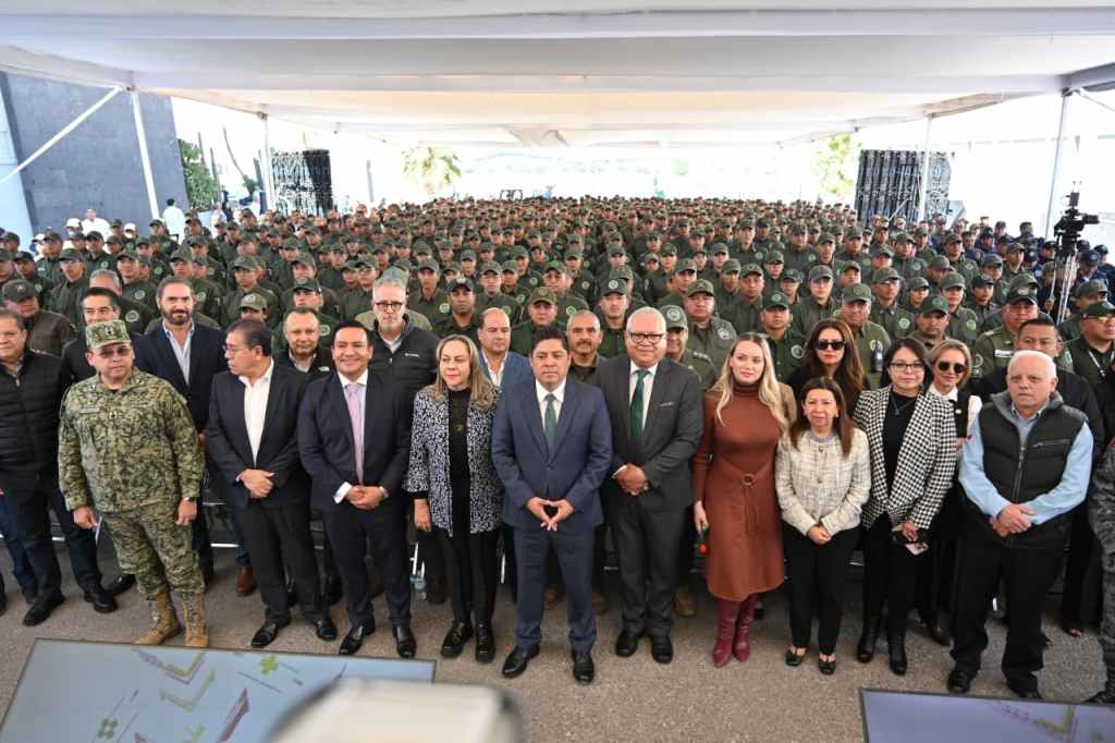 RICARDO GALLARDO INCREMENTA 250 MILLONES DE PESOS PARA SALARIOS DE LAS Y LOS&nbsp;POLICÍAS