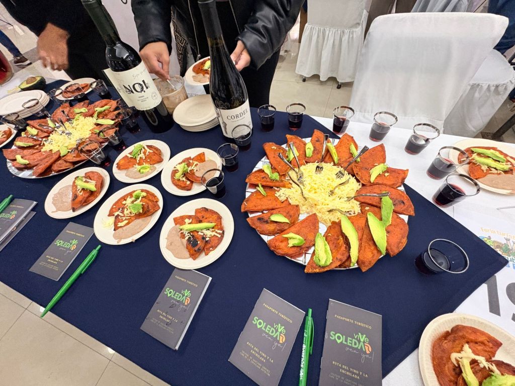 🌮 ¡LAS ENCHILADAS SOLEDENSES DELEITAN EN FERIA TURÍSTICA!