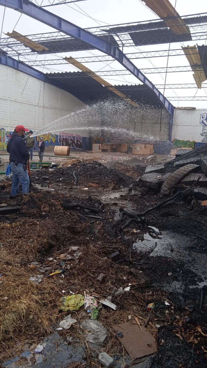 Protección Civil Municipal atiende incendio en bodega abandonada de la zona de&nbsp;Gálvez