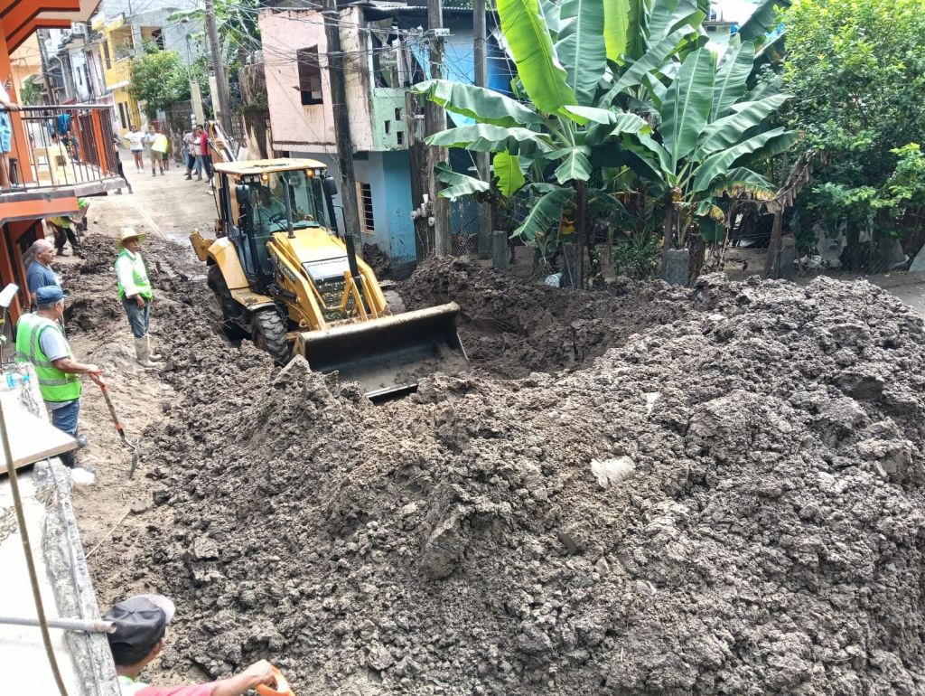 GOBIERNO ESTATAL ATENDIÓ MÁS DE 290 KILÓMETROS DE CARRETERAS EN&nbsp;OCTUBRE