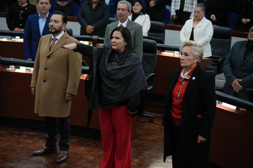 TOMA PROTESTA MARTHA PATRICIA ARADILLAS COMO CONCEJAL PRESIDENTA DE VILLA DE&nbsp;POZOS