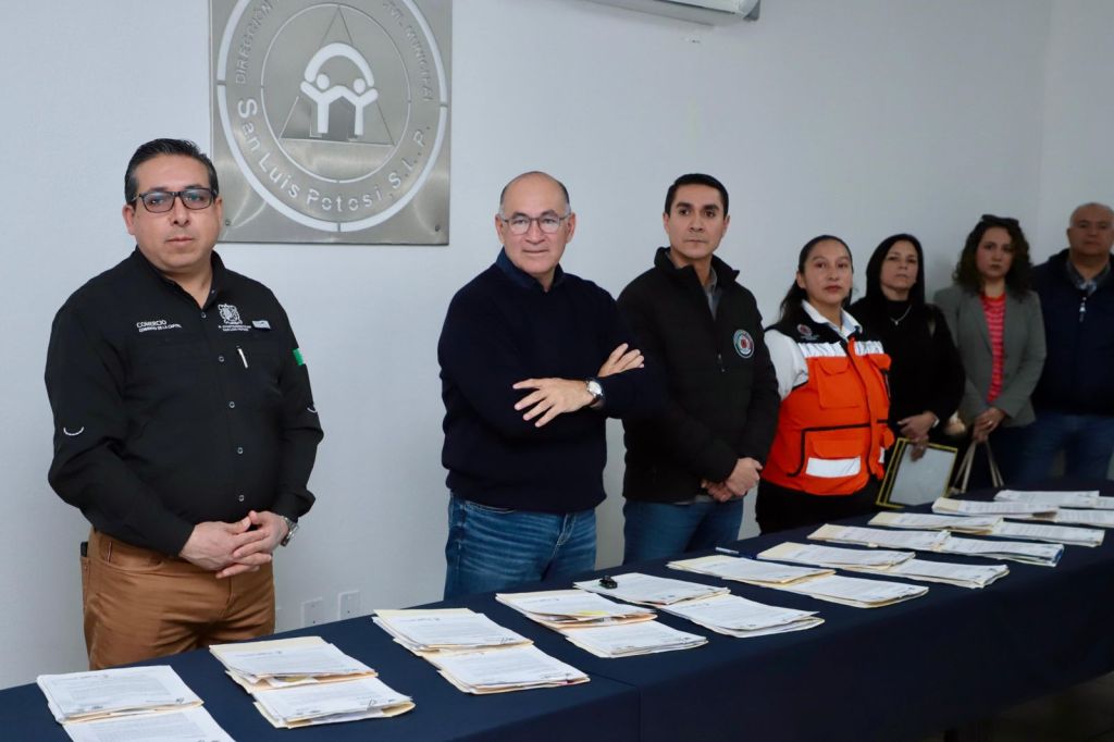 Alcalde Enrique Galindo entrega segundo paquete de dictámenes de Protección&nbsp;Civil