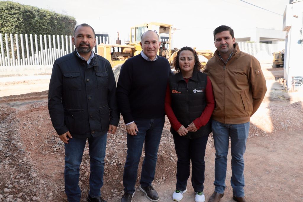 Alcalde Galindo supervisa obras a punto de concluir en la colonia&nbsp;Burócrata