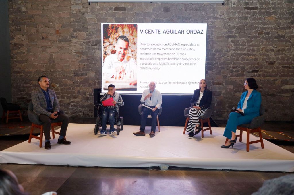 Reconocen labor del DIF Municipal y del Ayuntamiento de SLP, panelistas del conversatorio de Foro “Discapacidad en&nbsp;360°”