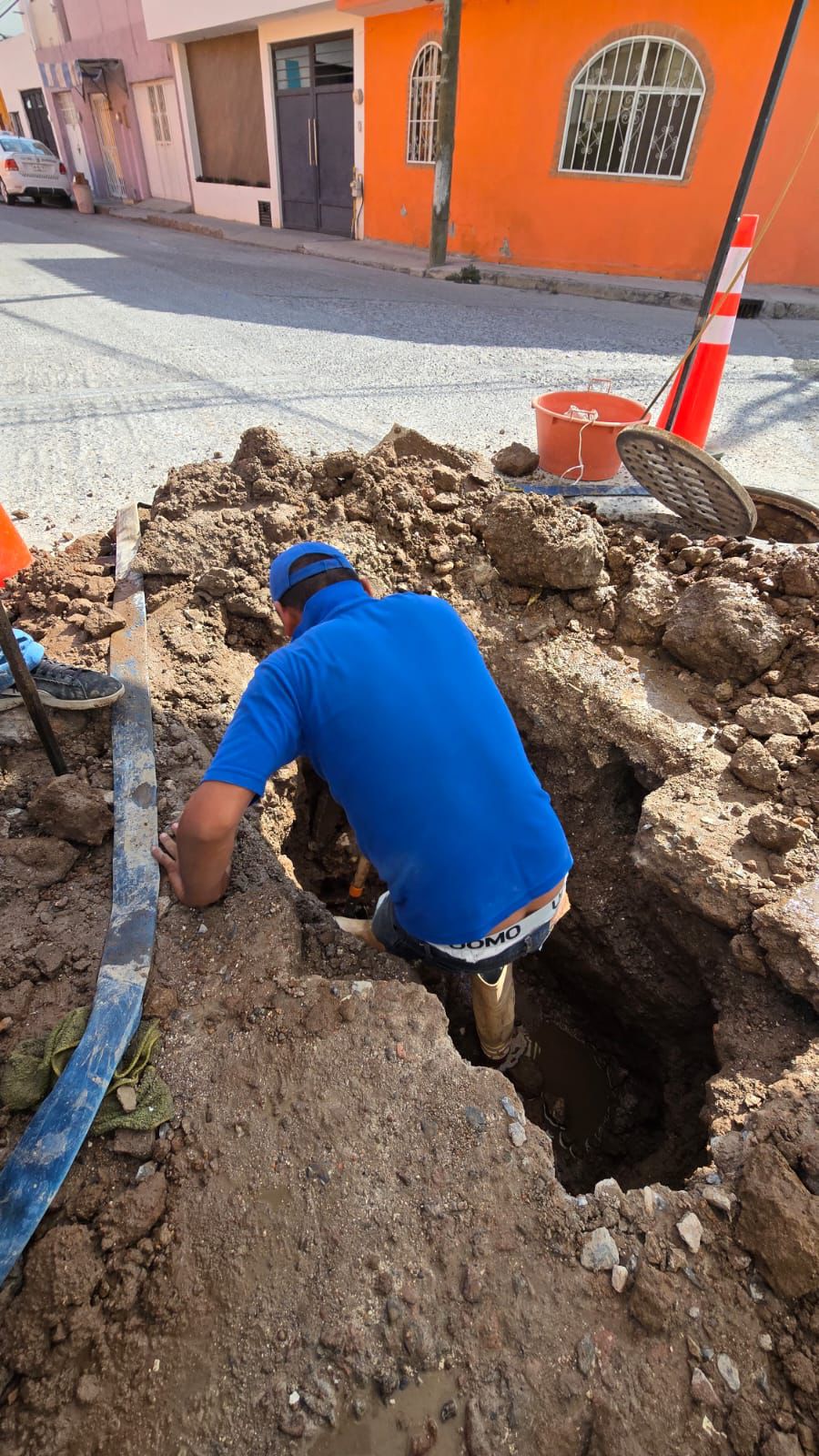 Interapas da mantenimiento a líneas de agua en San Miguelito para mejorar la presión en la&nbsp;zona