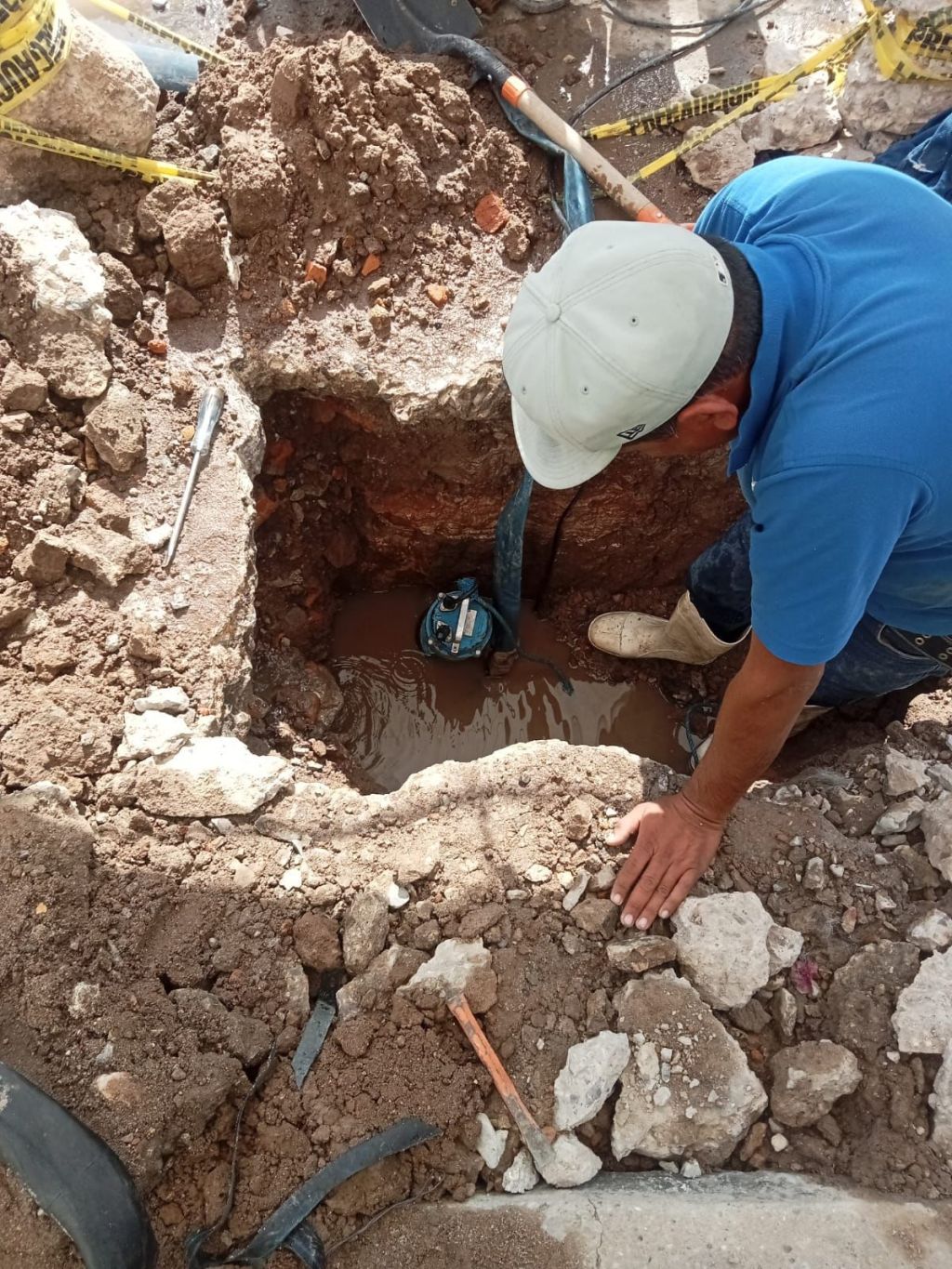 Interapas repara fuga de agua en la colonia Niños&nbsp;Héroes