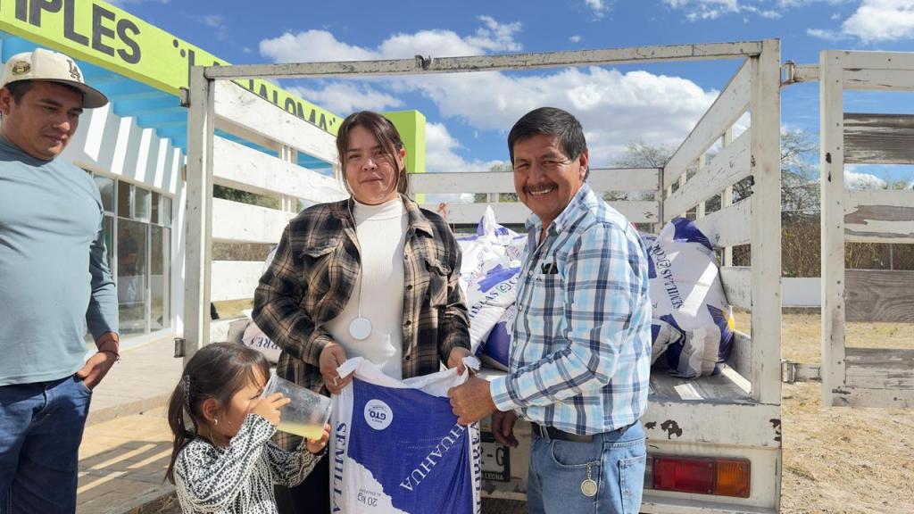 AYUNTAMIENTO DE SOLEDAD IMPULSA AL CAMPO CON NUEVAS ENTREGAS DE&nbsp;SEMILLAS