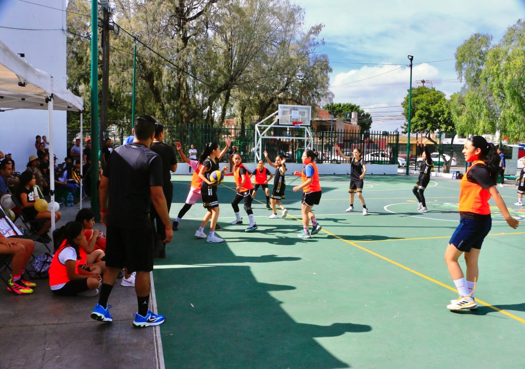 VILLA DE POZOS INVITA A PARTICIPAR EN TORNEO DE&nbsp;BASQUETBOL