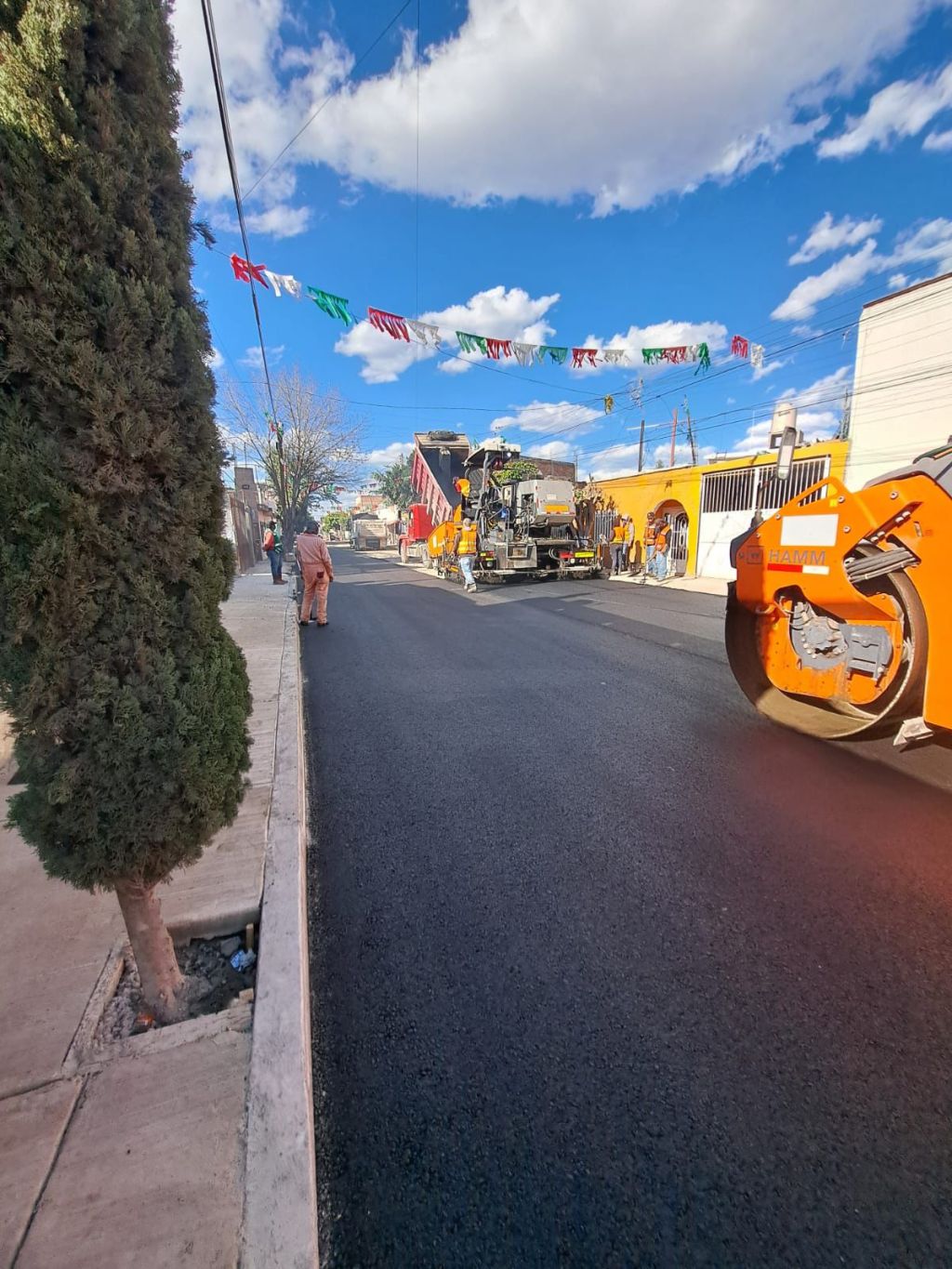 Concluye colocación de nuevo pavimento en Grito de Dolores; obra entra a su etapa&nbsp;final
