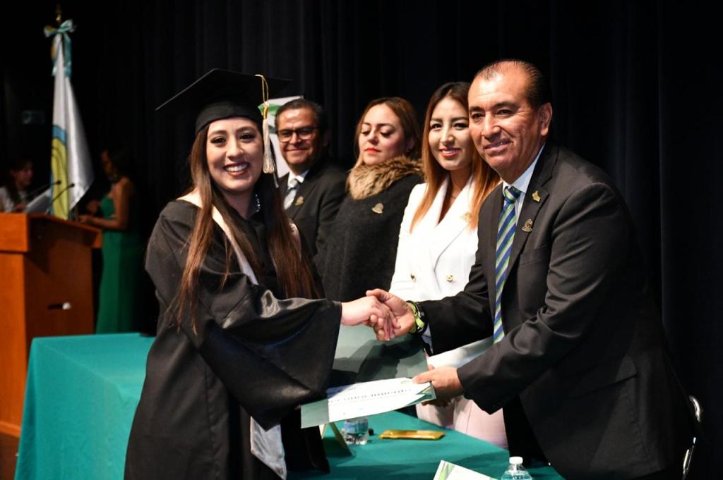 AVANCE HISTÓRICO EN LA EMISIÓN DE TÍTULOS&nbsp;PROFESIONALES