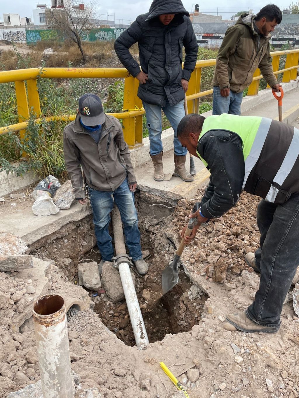 INTERAPAS concluye reparación de fuga en María&nbsp;Cecilia