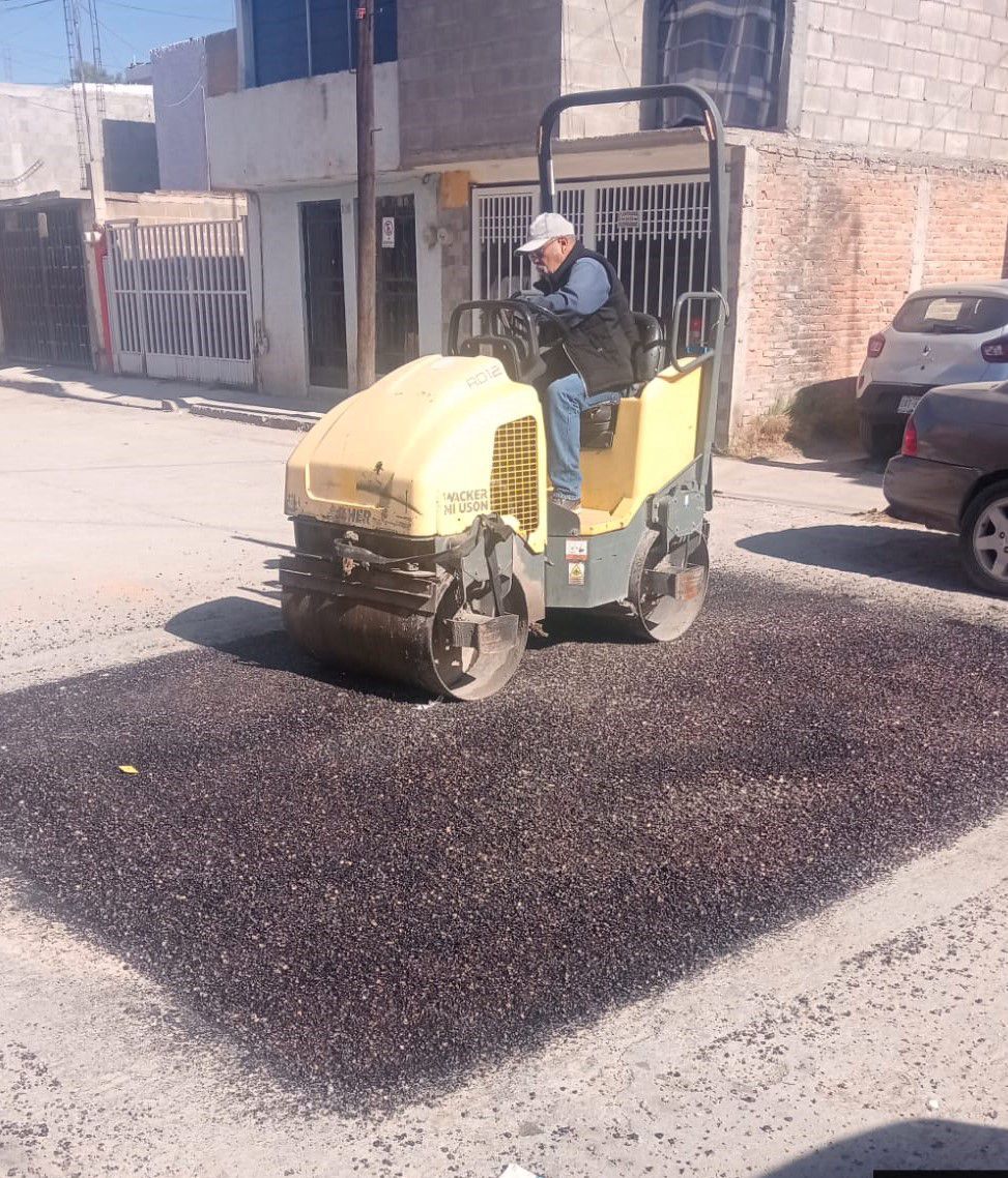 Gobierno de la Capital continúa mejorando vialidades con el programa Por Buen&nbsp;Camino