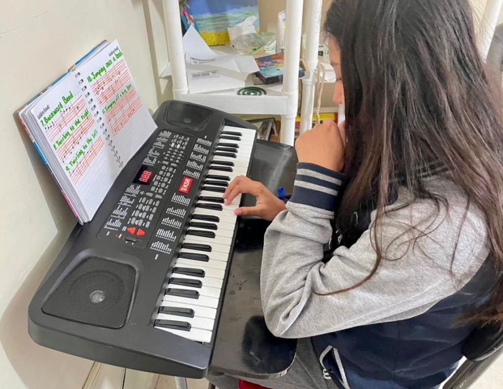 DIF MUNICIPAL DE SOLEDAD AMPLÍA SU OFERTA DE TALLERES DE AUTOEMPLEO Y APRENDIZAJE EN CENTROS COMUNITARIOS