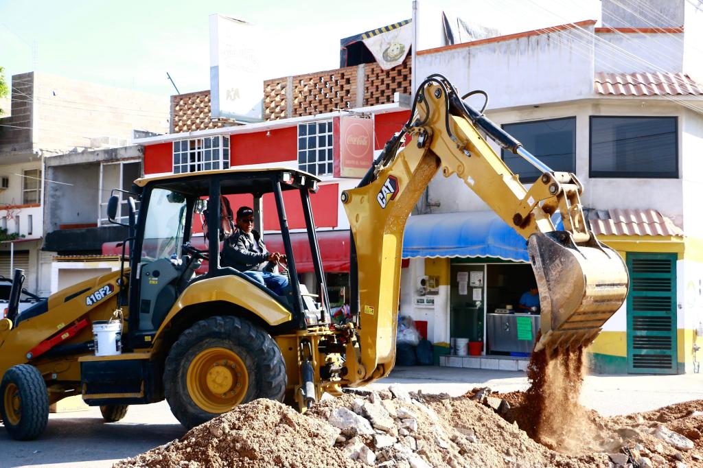 VILLA DE POZOS REHABILITA CRUCE DE CALLES DE LA COLONIA EL&nbsp;PALMAR