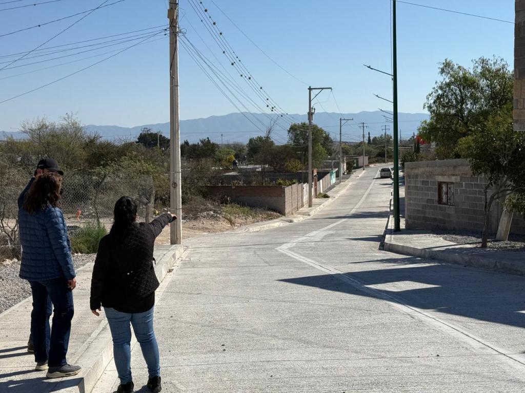 GOBIERNO ESTATAL SUPERVISA AVANCES EN OBRA URBANA EN&nbsp;CHARCAS