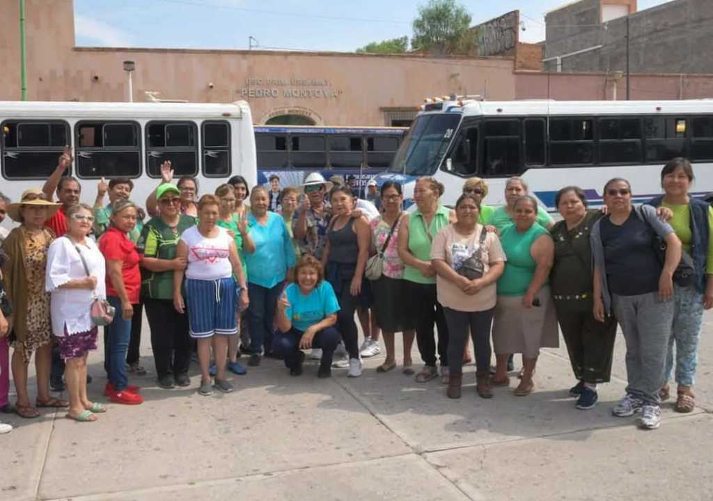 EN SOLEDAD, SE REACTIVAN CLUBES DE ACTIVIDADES PARA ADULTOS MAYORES Y SE REFUERZAN APOYOS ANTE TEMPORADA DE&nbsp;FRÍO