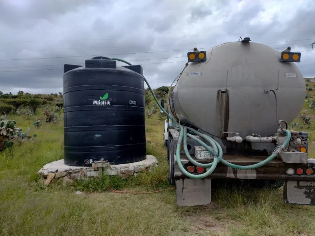 Gobierno de la Capital atiende necesidades de agua en colonias y comunidades&nbsp;rurales