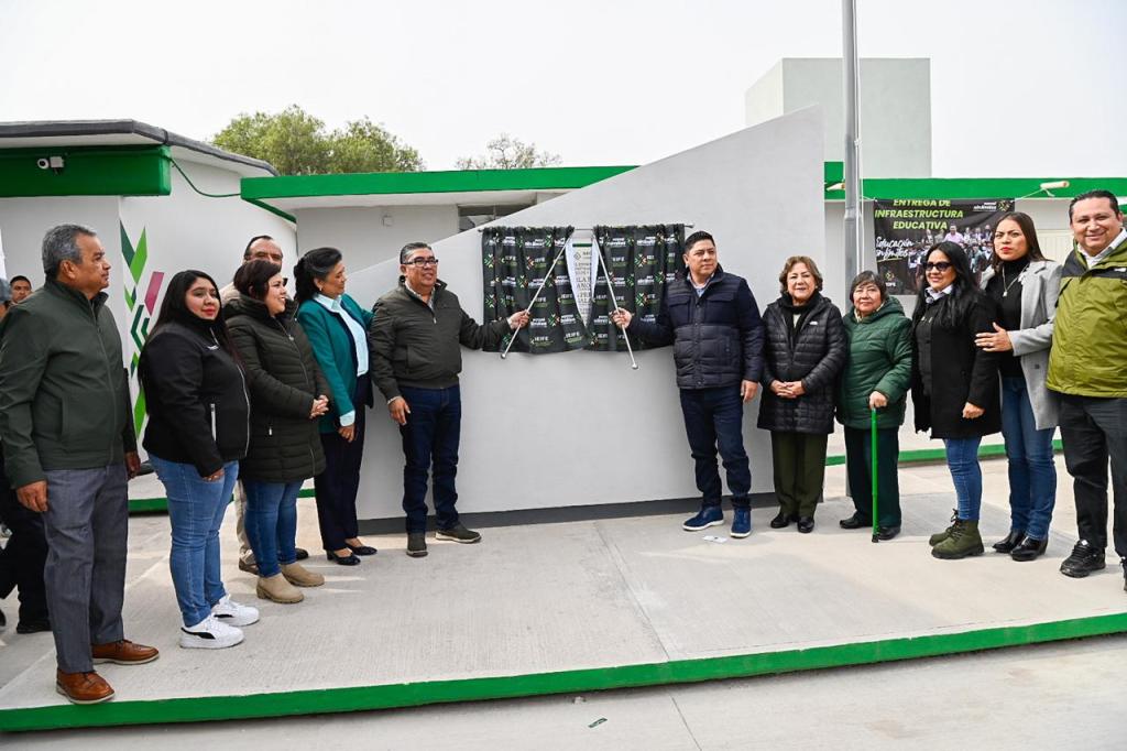 JUAN MANUEL NAVARRO CELEBRA EDUCACIÓN MODERNA Y DE CALIDAD IMPULSADA POR EL GOBIERNO&nbsp;ESTATAL