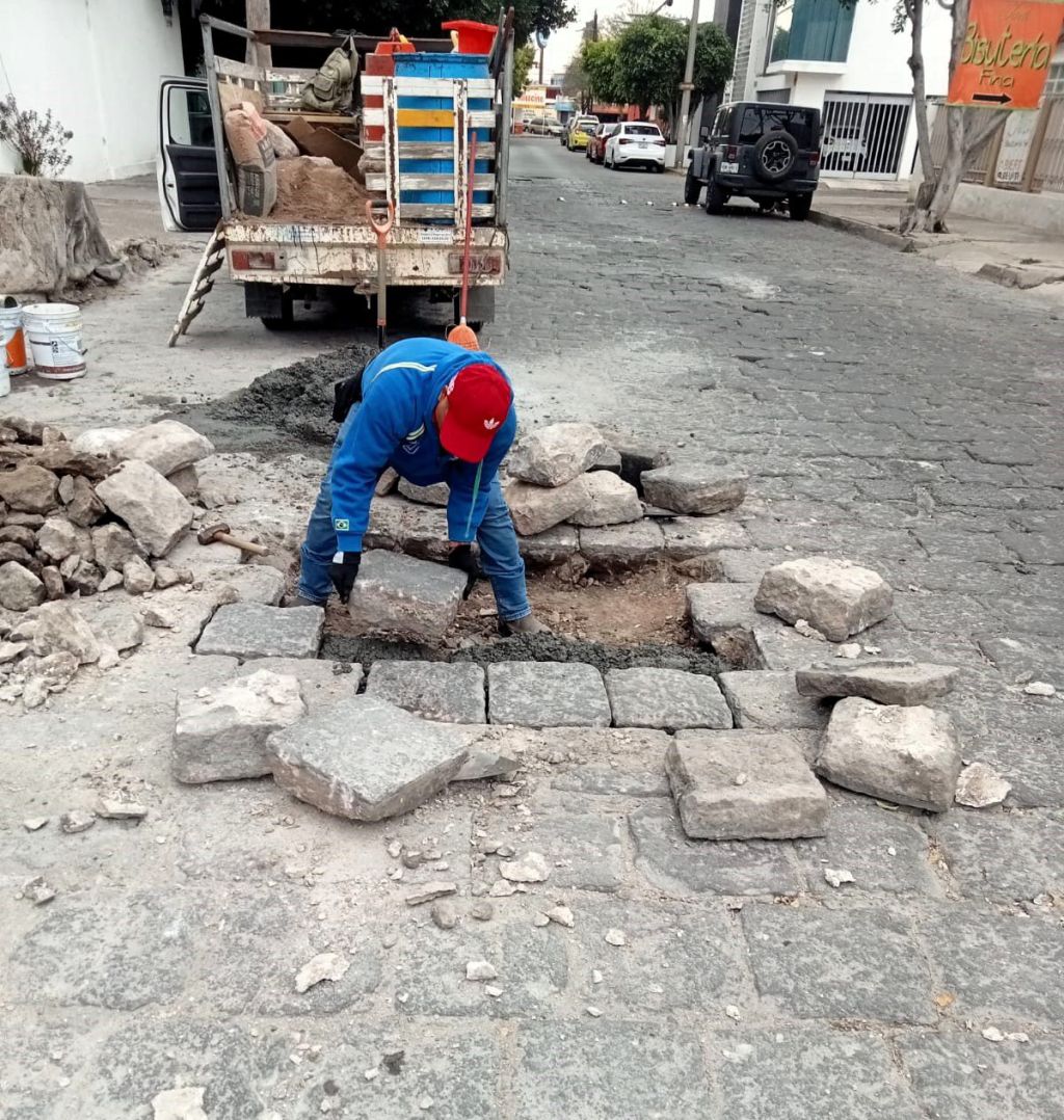 Avanza el Bacheo Emergente con atención inmediata en diversas colonias de la ciudad