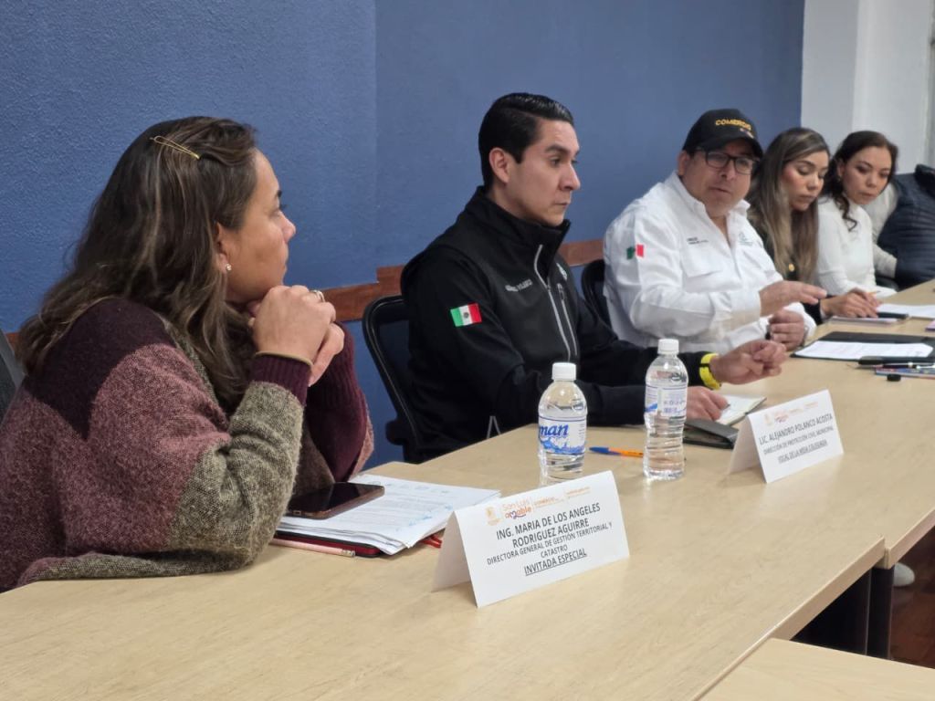 Dirección de Comercio fortalece coordinación interinstitucional y acerca trámites al sector comercial