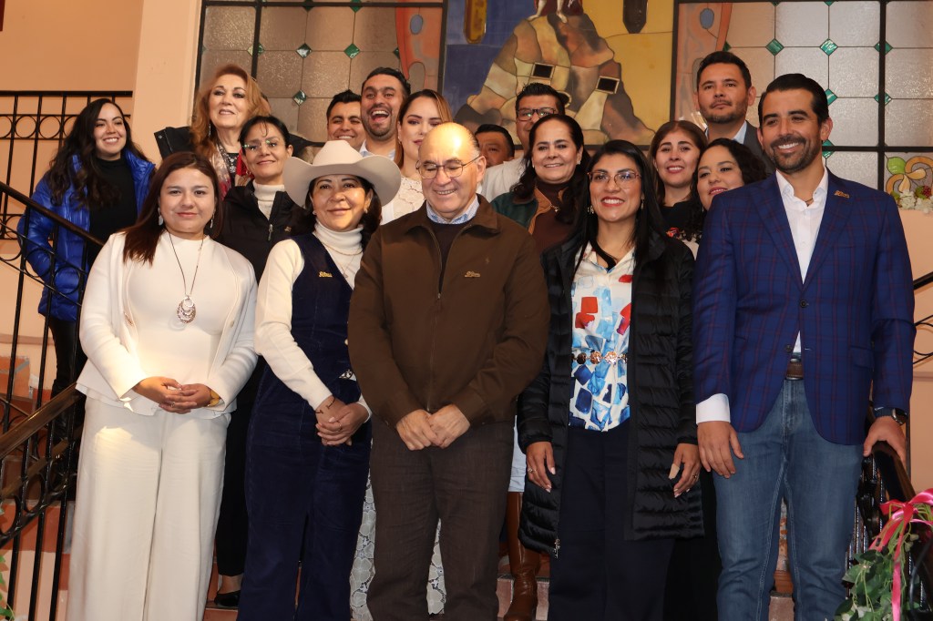 CABILDO MUNICIPAL POR EL 30° ANIVERSARIO DE LA DELEGACIÓN LA PILA RINDIÓ HOMENAJE A PERSONALIDADES