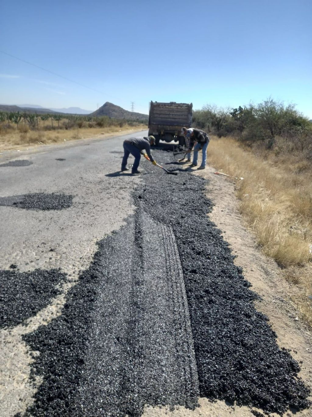 Se extiende “Por Buen Camino” a Bocas con bacheo en la carretera principal de&nbsp;acceso