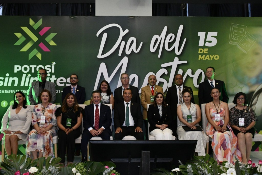 ESTADO CONVOCA A RECONOCER TRAYECTORIAS&nbsp;DOCENTES