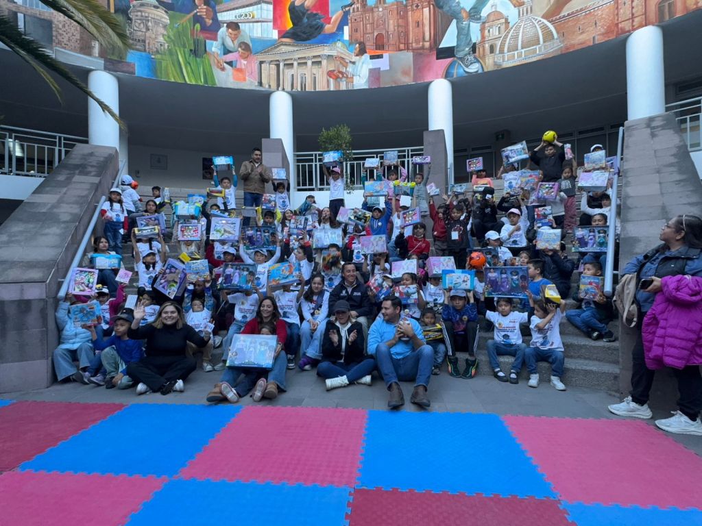 El Gobierno de la Capital reconoce a más de 360 niñas y niños del Escuadrón de Bienestar Infantil Municipal por su compromiso con la&nbsp;ciudad