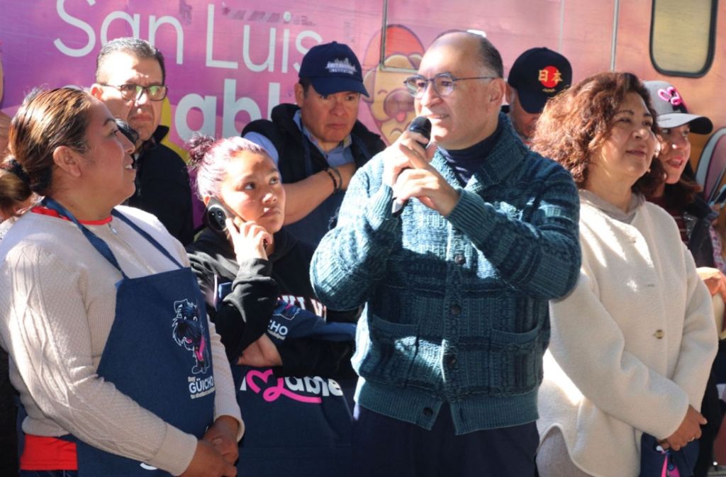 Alcalde Enrique Galindo lleva soluciones inmediatas a Villa Fontana en agua, alumbrado y espacios&nbsp;públicos