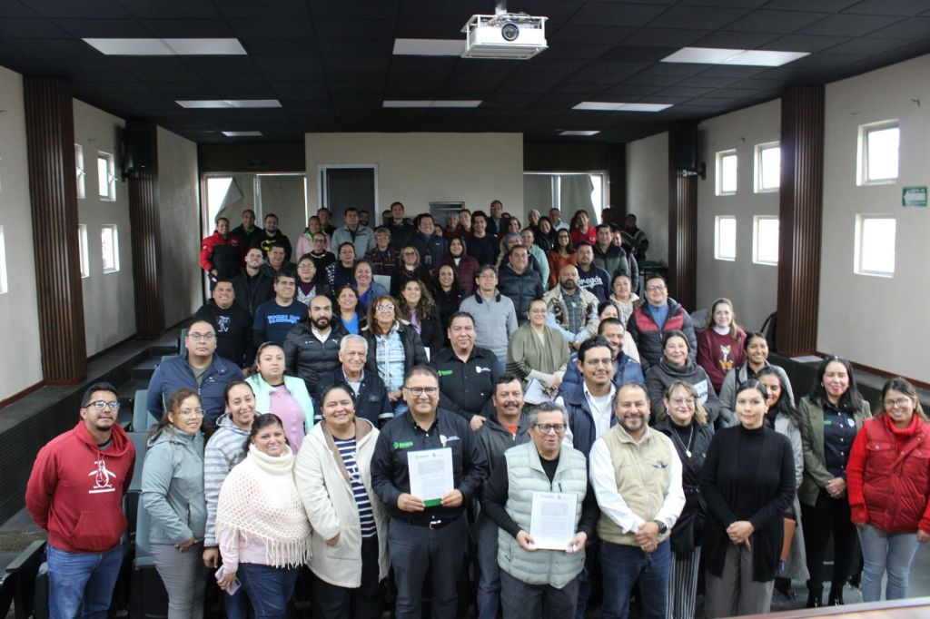 INSTITUTO TECNOLÓGICO SUPERIOR REFUERZA FORMACIÓN DOCENTE CON&nbsp;CAPACITACIÓN