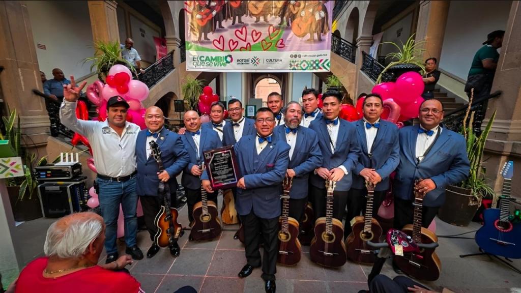 FESTIVAL DE RONDALLAS LLENA DE MÚSICA A SAN&nbsp;LUIS