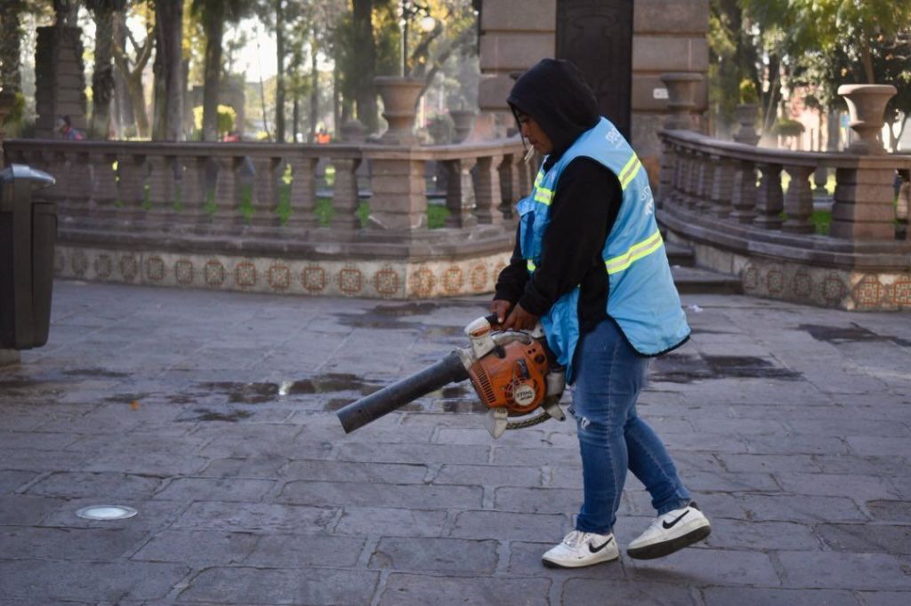 Gobierno de la Capital realiza limpieza integral en la Calzada de Guadalupe en el Domingo de&nbsp;Pilas