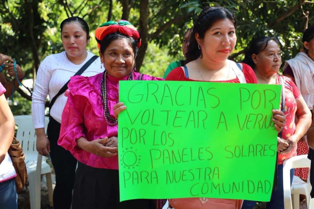 PANELES SOLARES TRANSFORMAN VIDA DE FAMILIAS EN LA SIERRA DE&nbsp;XILITLA
