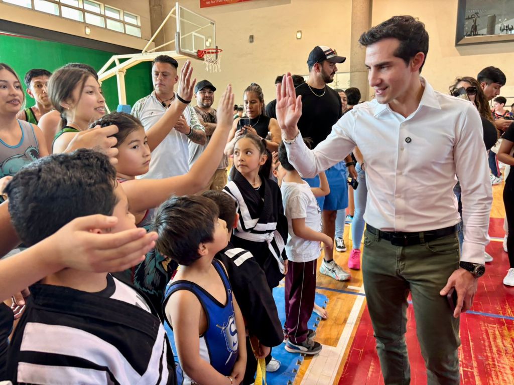 ENCUENTRO CON ROMMEL PACHECO IMPULSA EL TALENTO&nbsp;POTOSINO