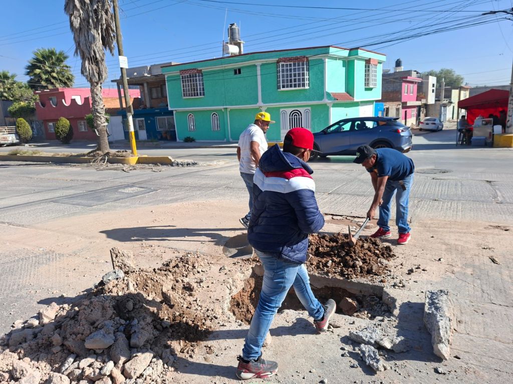 Reparaciones en red y tomas domiciliarias favorecen el servicio de&nbsp;agua