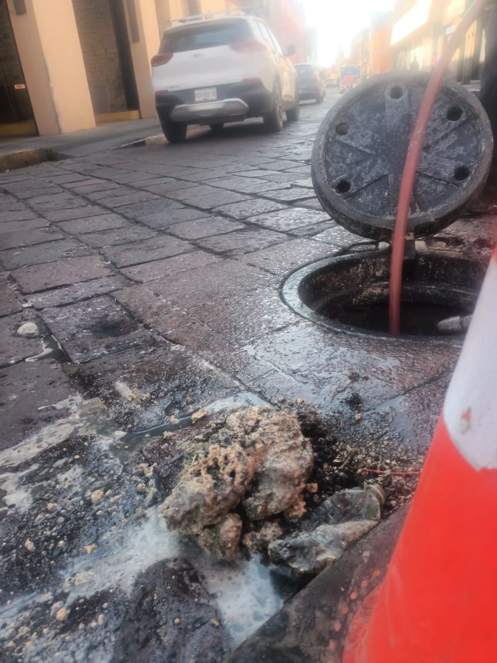 Tapones de grasa vegetal, ocasionaron fuga residual en el Centro&nbsp;Histórico