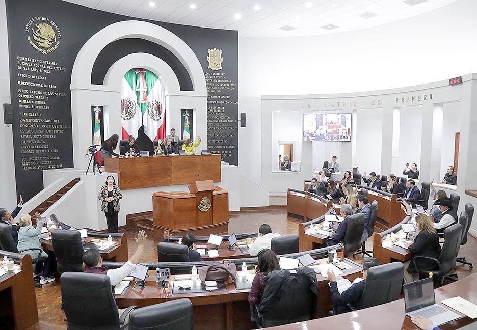 AUTORIZA COMISIÓN PRIMERA DE HACIENDA Y DESARROLLO MUNICIPAL SOLICITUDES DE CRÉDITO ANTE BANOBRAS A MUNICIPIOS DE TANLAJÁS Y&nbsp;VANEGAS