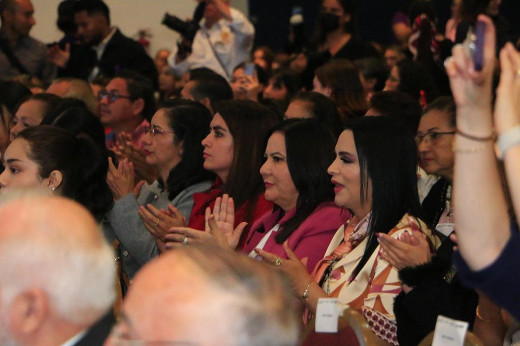 PATY ARADILLAS DESTACA EL LIDERAZGO DE LAS MUJERES&nbsp;POTOSINAS