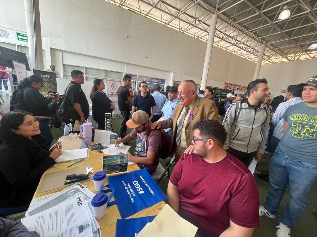 TODO UN ÉXITO LA FERIA “EMPLÉATE SIN LÍMITES PARQUE 3&nbsp;NACIONES”