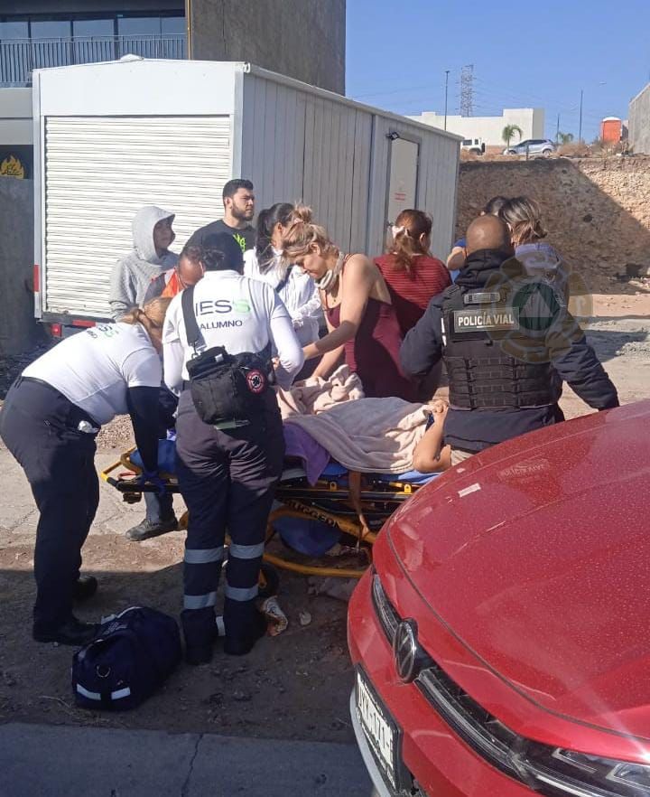 Personal de Protección Civil Municipal auxilia a mujer en labor de parto y atiende nacimiento en la vía&nbsp;pública