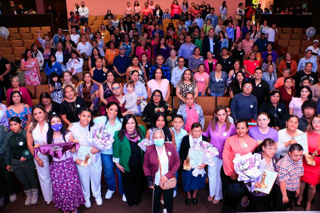 VILLA DE POZOS RECONOCE EL LIDERAZGO Y APORTACIÓN DE LAS&nbsp;MUJERES