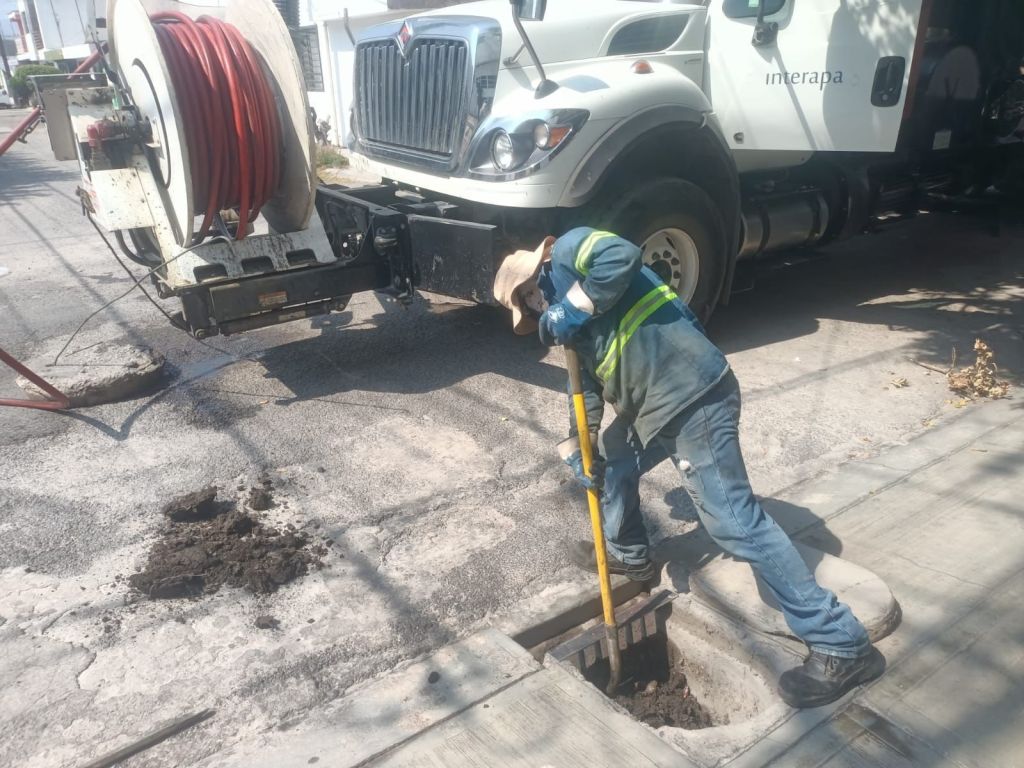 Realiza Interapas 75 desazolves para prevenir taponamientos en una&nbsp;semana