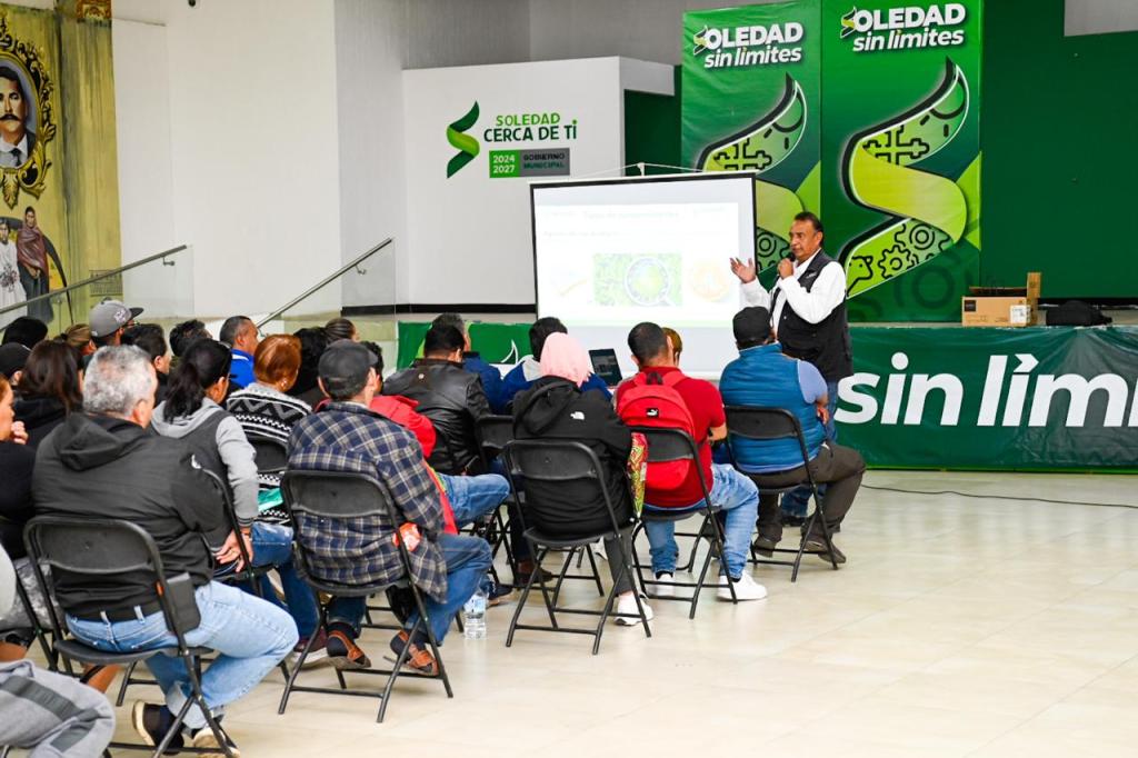 COMERCIO DE SOLEDAD Y COEPRIS BRINDAN CAPACITACIÓN A COMERCIANTES QUE PARTICIPARÁN EN FENAE&nbsp;2026