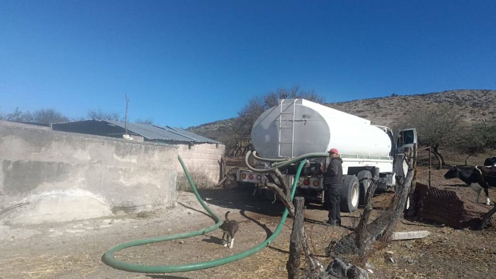 Gobierno de la Capital atiende con pipas a Bellas Lomas y Cañada del&nbsp;Lobo