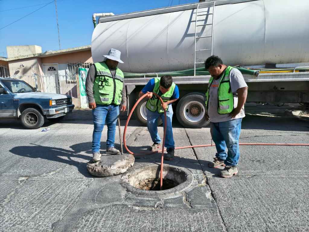 AYUNTAMIENTO DE SOLEDAD ATIENDE Y RESUELVE COLAPSOS DE DRENAJE CON LABORES DE&nbsp;DESAZOLVE