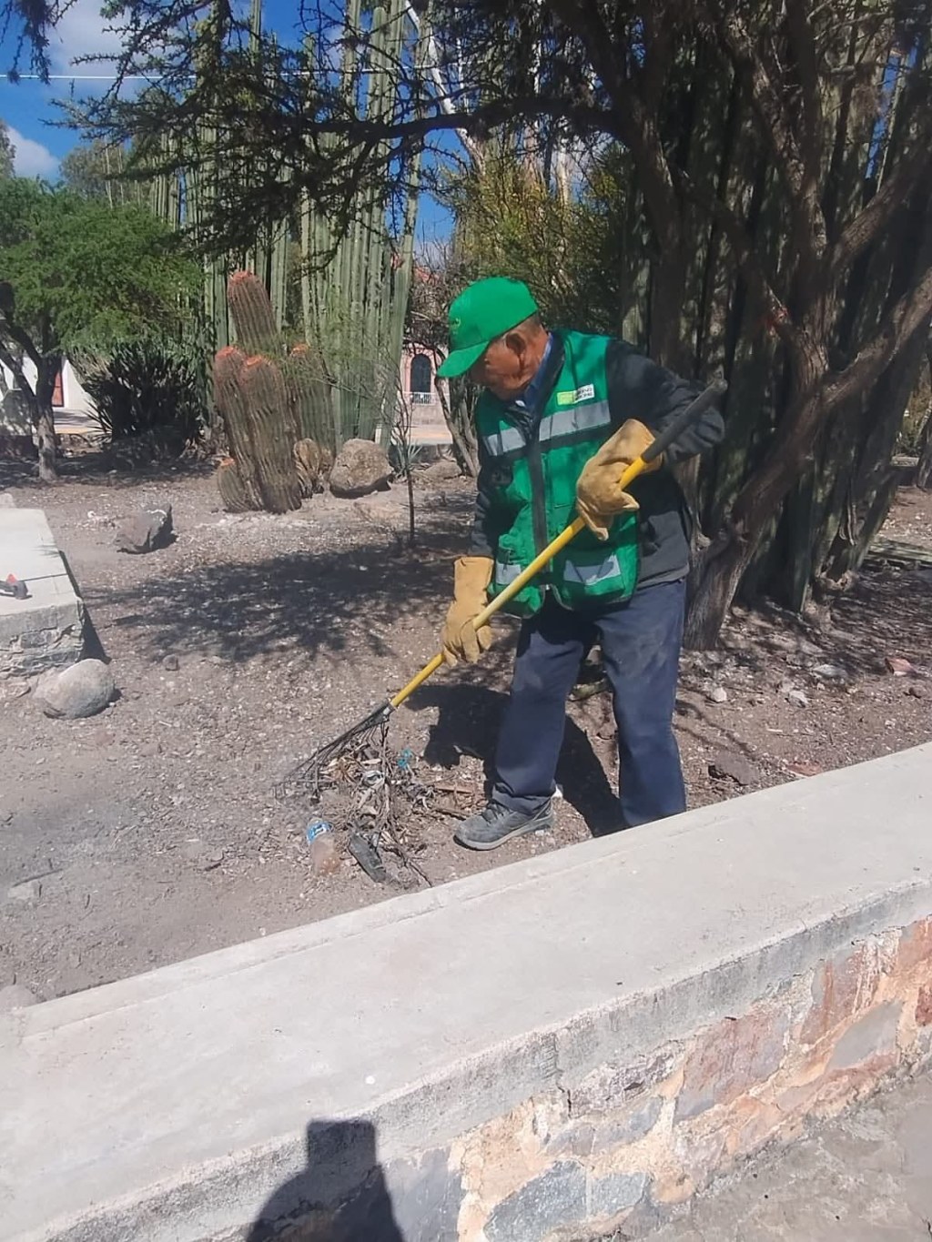 AYUNTAMIENTO DE SOLEDAD REGENERA ESPACIOS DE CONVIVENCIA SOCIAL CON LIMPIEZA&nbsp;INTEGRAL