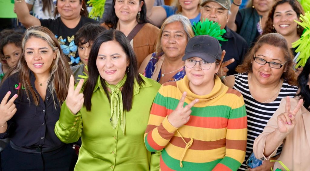 VECINOS AGRADECEN MEJORA DE CALLE&nbsp;GALEANA