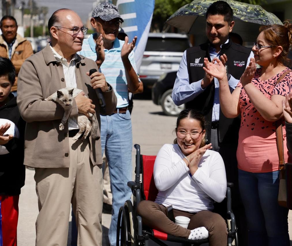 Alcalde Galindo entrega drenaje en col.&nbsp;Industrias